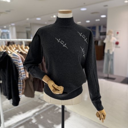 하트 핫픽스 반폴라 니트