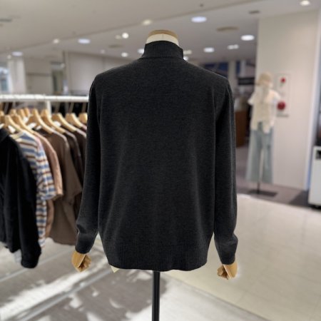 하트 핫픽스 반폴라 니트