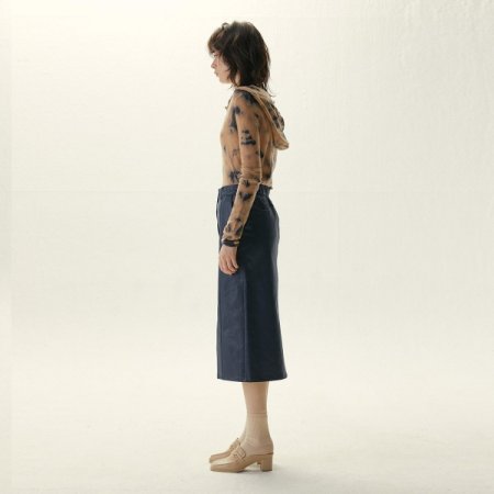 단추 포인트 글로우 H라인 스커트