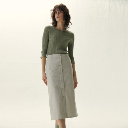 단추 포인트 글로우 H라인 스커트