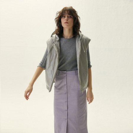 단추 포인트 글로우 H라인 스커트