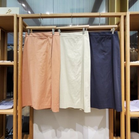 H라인 사선 절개 스커트