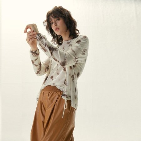 스트링 노카라 가디건