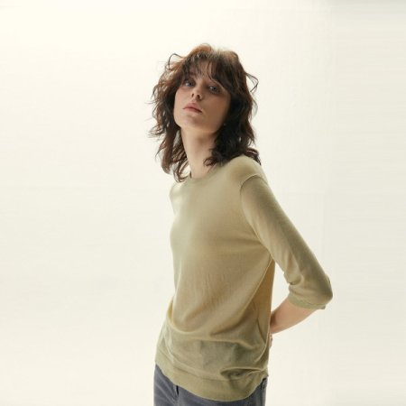 5부 소매 라운드 니트