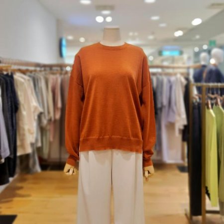 울 라운드 니트 티셔츠