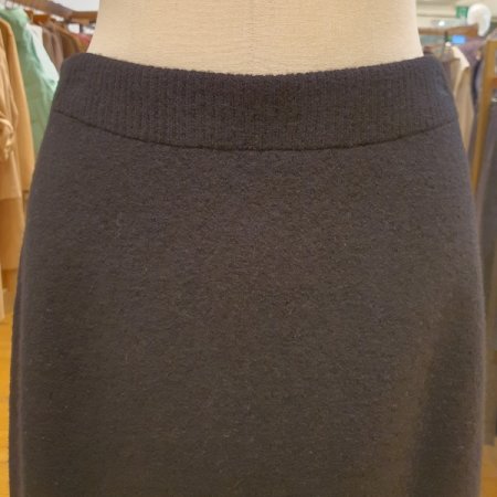 H라인 뒤트임 니트 스커트