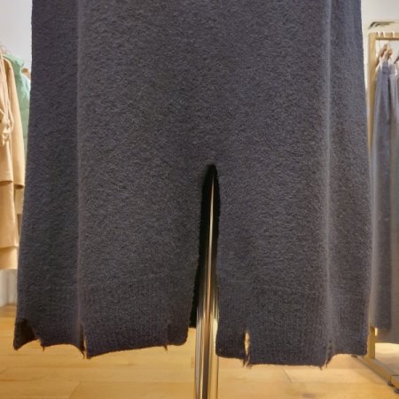 H라인 뒤트임 니트 스커트