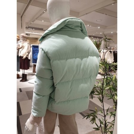 화이트구스 골덴 점퍼