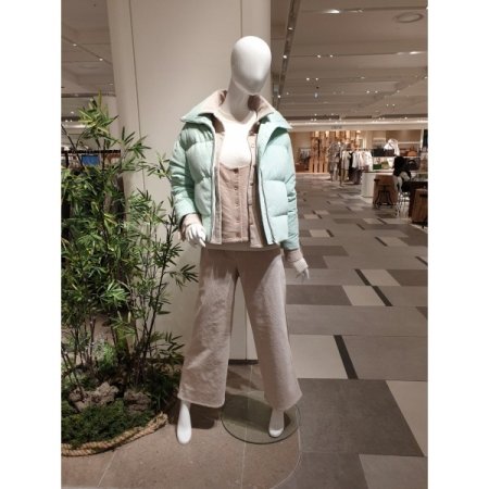 화이트구스 골덴 점퍼