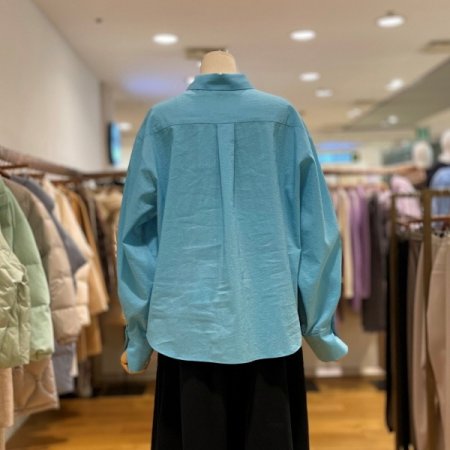 셔츠형 스트라이프 블라우스