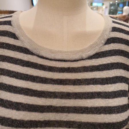 스트라이프 실크 루즈핏 니트