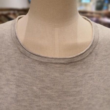 베이직 실크혼방 니트티셔츠