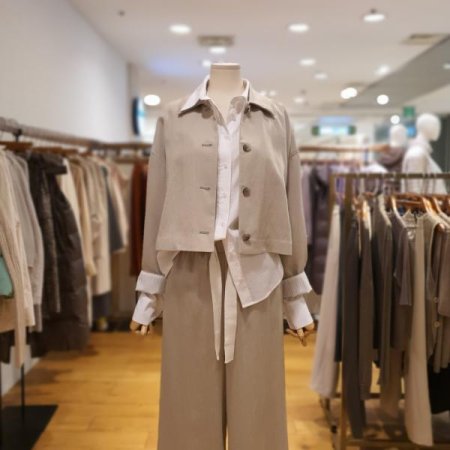 소매 턴업 포인트 크롭자켓