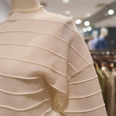 밑단 밴딩 크롭 니트