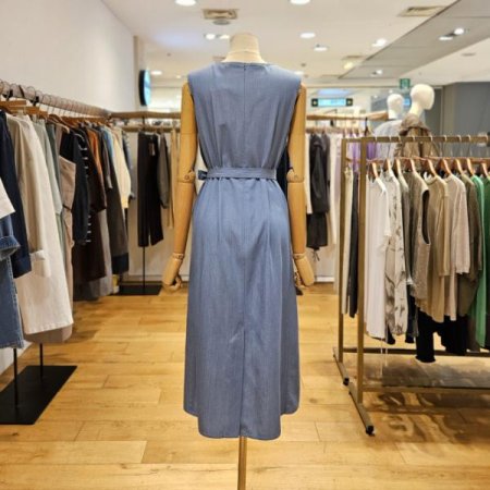 민소매 벨티드원피스