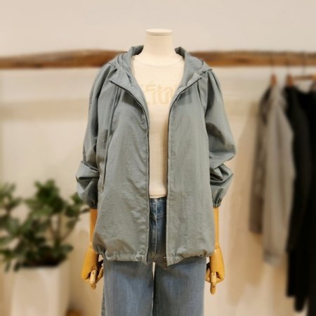 아랫단 스트링 후드 점퍼