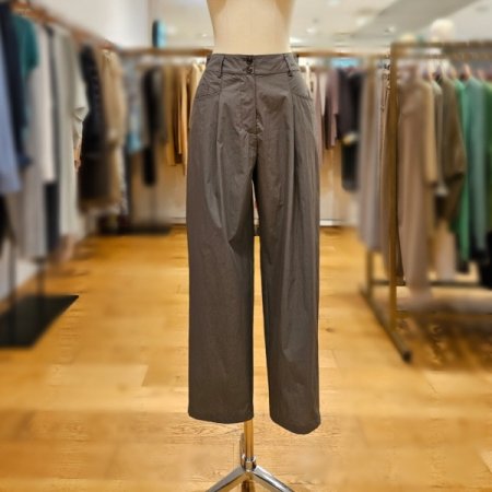 투버튼 핀턱 면 팬츠