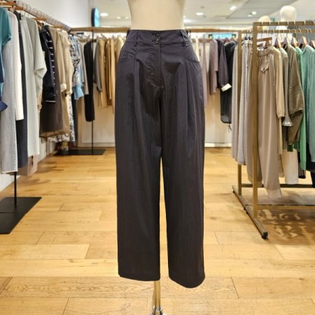 투버튼 핀턱 면 팬츠