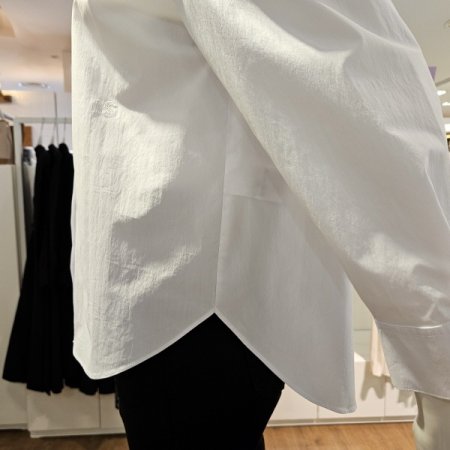 컬러속단추블라우스