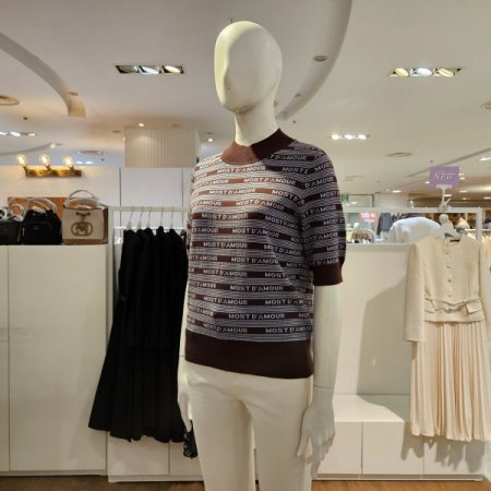 반넥레터링니트