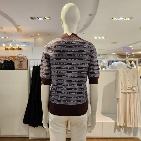 반넥레터링니트