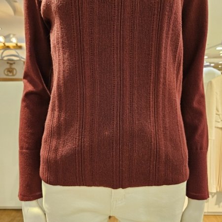 넥꼬임골지니트