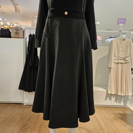 니트배색플레어원피스