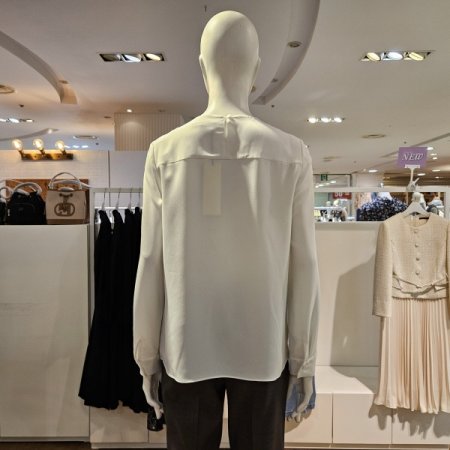 넥턱포인트기본블라우스