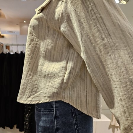 코딩스탭아우터형블라우스