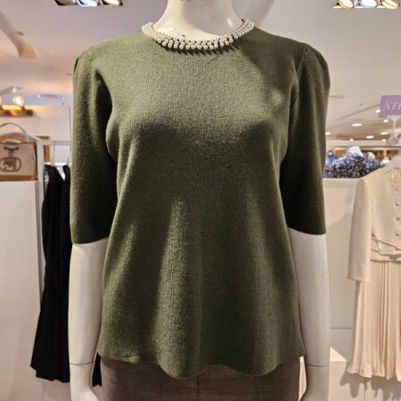 넥진주반팔니트