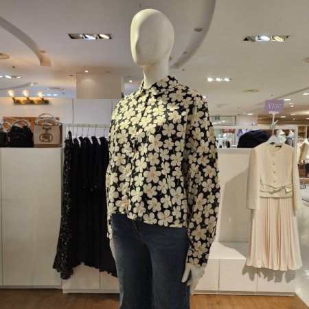 디오니플라워블라우스