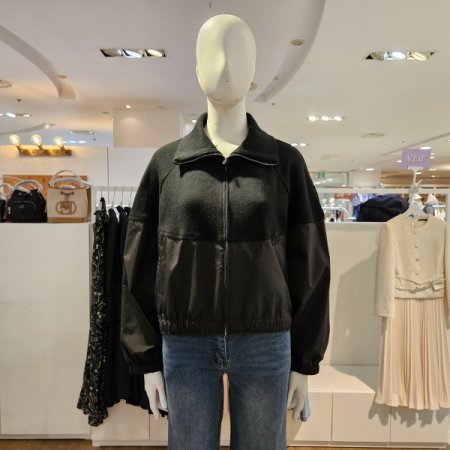 니트배색숏기장점퍼