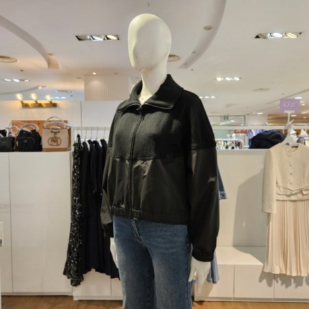 니트배색숏기장점퍼