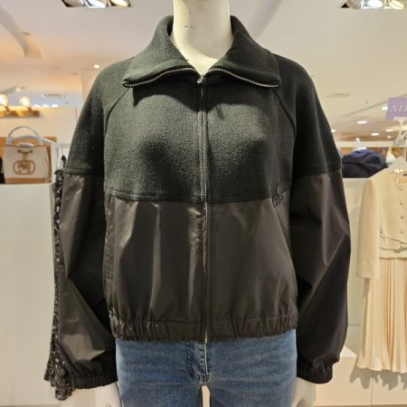 니트배색숏기장점퍼