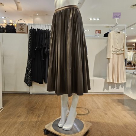 플립레더주름스커트