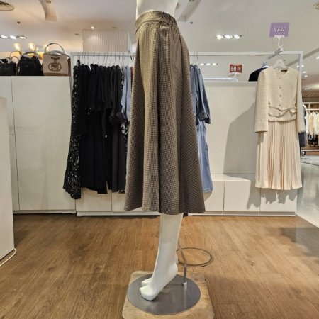 잔체크A라인스커트