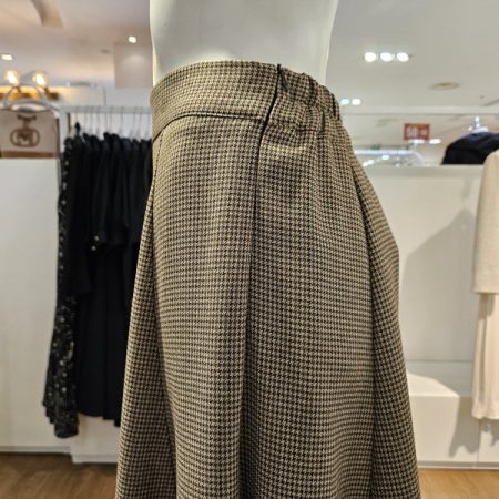 잔체크A라인스커트