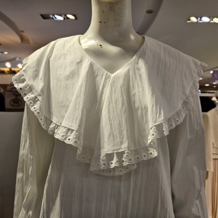 빅카라블라우스