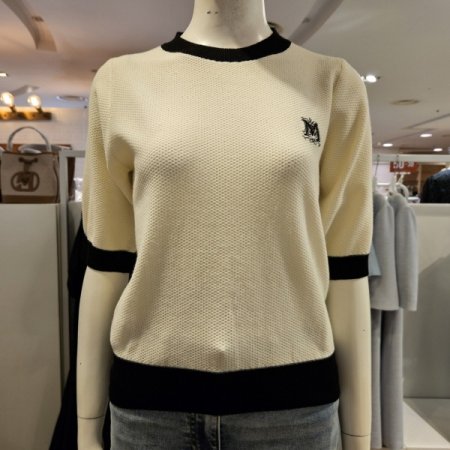 나나이브배색니트