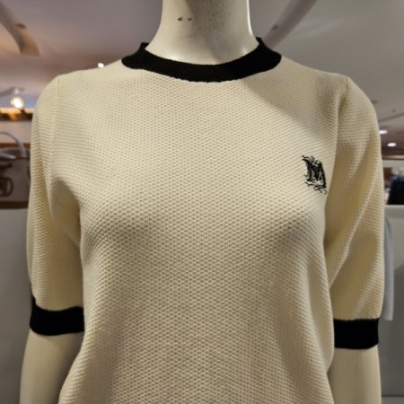 나나이브배색니트