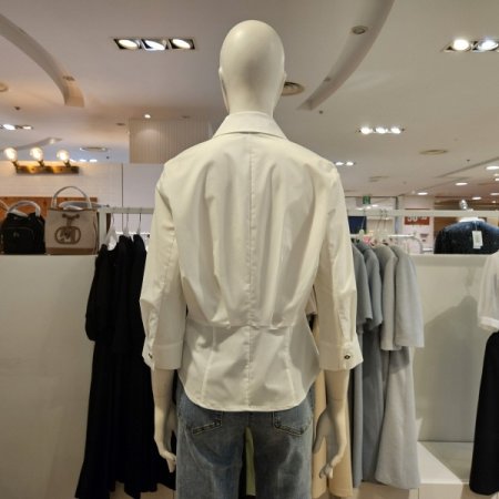 미센스 뒤턱디테일블라우스