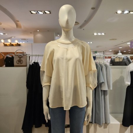 메쉬배색라운드넥블라우스
