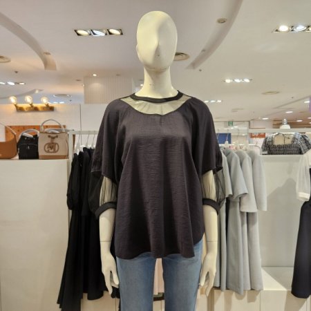 메쉬배색라운드넥블라우스