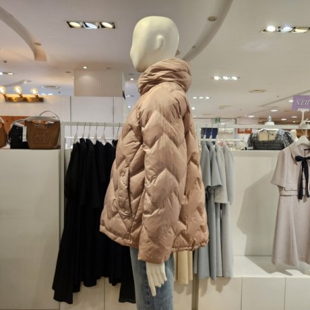 후드중경량숏덕다운점퍼