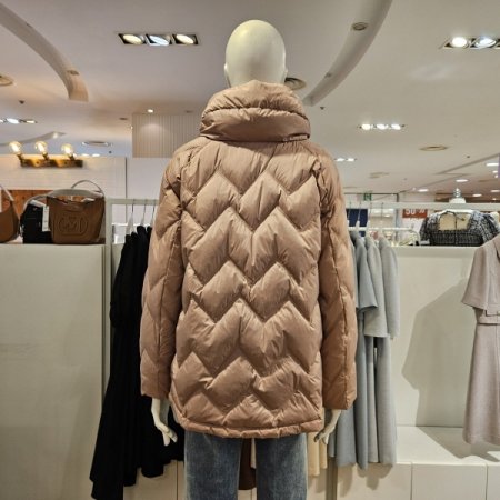 후드중경량숏덕다운점퍼