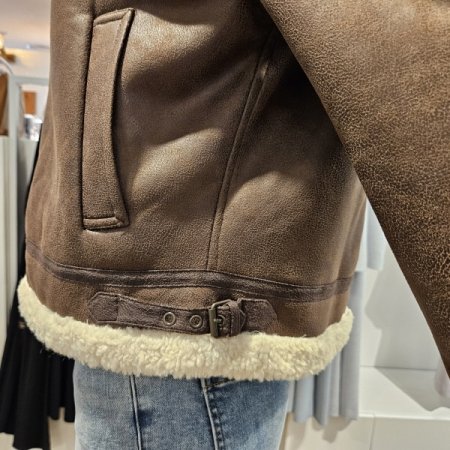 라이더형인조무스탕점퍼