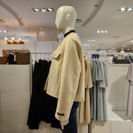 라운드넥숏기장코트