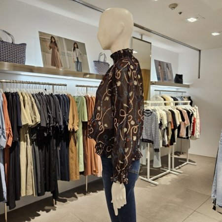 프린트스모킹블라우스