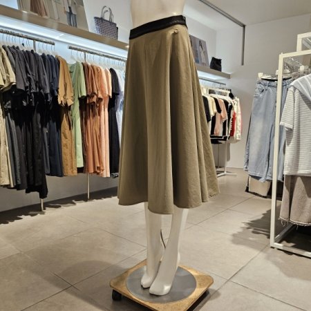 허리밴딩플레어스커트