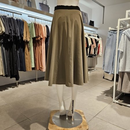 허리밴딩플레어스커트